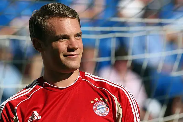 Auch als Bayern-Star ist Manuel Neuer dem Ruhrpott treu geblieben und unterstützt dort Kinder in Not. (Foto: Anas Alsaidy)