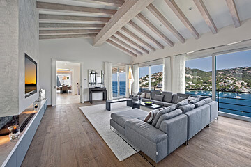 So kauft man eine Luxus-Villa am Strand von Mallorca