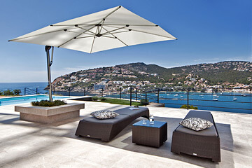 So kauft man eine Luxus-Villa am Strand von Mallorca