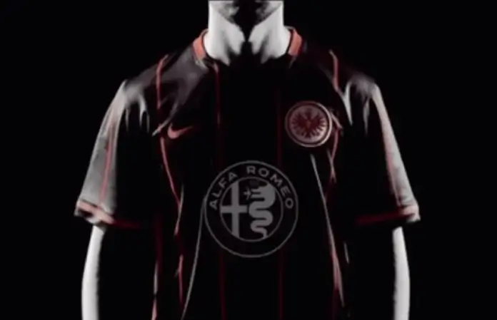 Die 10 besten Trikots der Bundesliga Eintracht Frankfurt Heimtrikot