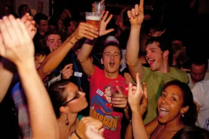 Studenten trinken mehr Alkohol als alle anderen