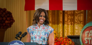 Saudischer König schenkt Michelle Obama Juwelen. Wer ist glücklich? (Foto: U.S. Department of Agriculture)