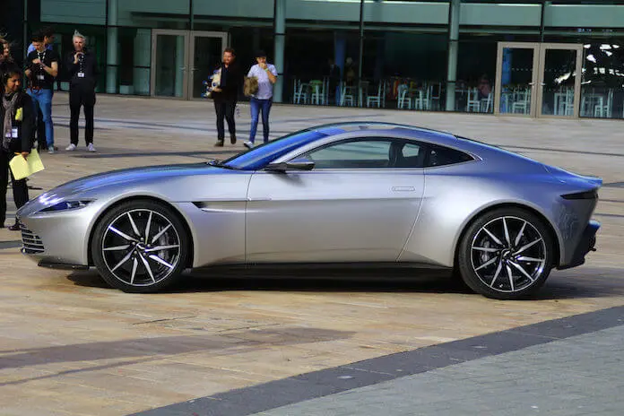 Im letzten James-Bond-Film "Spectre" fuhr Daniel Craig einen Aston Martin DB10. (Foto: flickr/ KeithJustKeith)