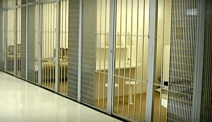 Gefängnisse bieten Luxus-Zellen für Mexikos Drogenbosse