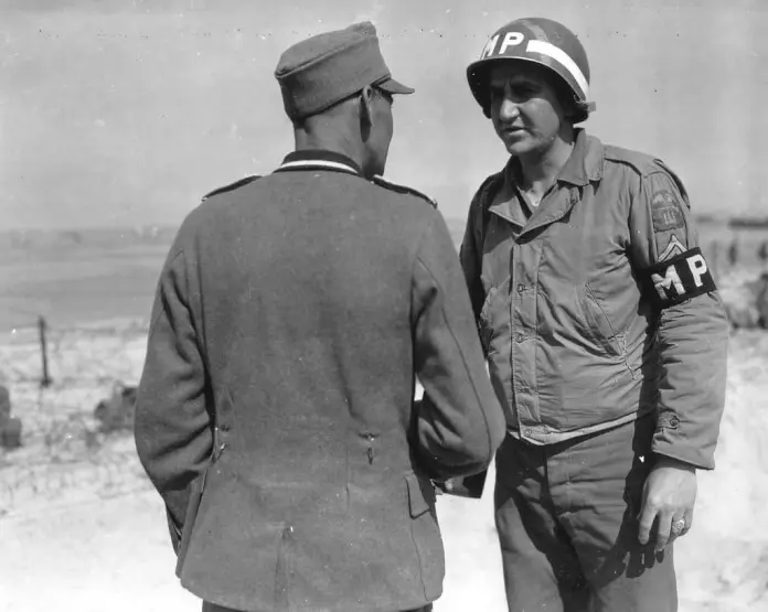 Israelischer Mossad rekrutierte EX-SS-Mann für Auftragsmorde (Fotos: PhotosNormandie)