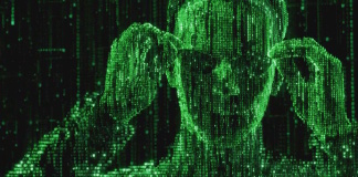 Im Film „Matrix“ aus dem Jahr 1999 erlernt der Held Neo innerhalb kürzester Zeit asiatische Kampfsportarten. Das Wissen wird einfach direkt in sein Gehirn eingespeist ohne anstrengendes Lernen oder Üben. (Foto: flickr/Sudhee)