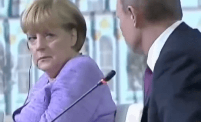 Unterstützt Putin die AfD, um Merkel zu stürzen?