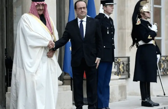 Saudischer Kronprinz erhält Frankreichs höchsten Orden von Hollande