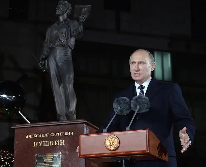 Russlands Präsident Wladimir Putin bläst zum Angriff auf den Petrodollar. (Foto: flickr/Republic of Korea)