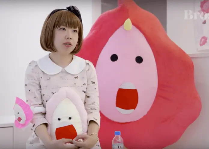 Tokio: japanische Künstlerin wegen ihres Vagina-Kajak verurteilt (Foto: Doku von "Broadly"über die Künstlerin auf Youtube