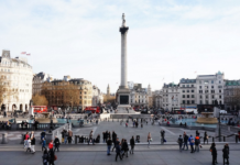 Britische Immobilienfonds müssen Gebäude abstoßen Trafalgar Square