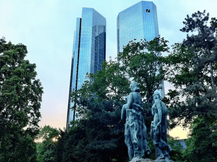 Deutsche Bank unter 10 Euro