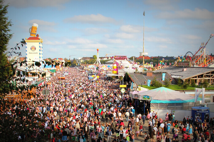 oktoberfest-crowds