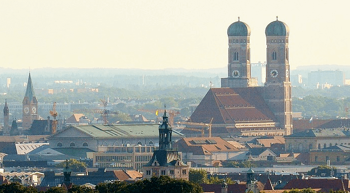 Bayern der größte Erbe von Wohnhäusern