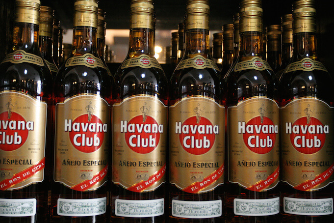 Kuba möchte 276 Millionen Dollar Schulden in Rum abbezahlen (Foto: Chris Brown)
