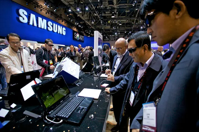 Das sind die „grünsten“ Internetfirmen der Welt. Samsung und und Twitter haben unteranderem die schlechteste Note erhalten. (Foto: Tech.Co)