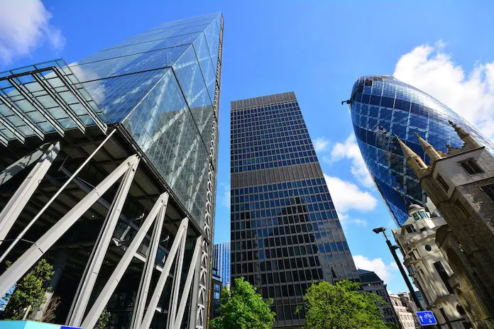 Chinesen kaufen Londons Cheesegrater für 1 Milliarde Euro (Foto: Martin Pettitt)