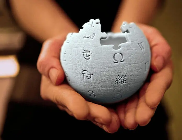 China rekrutiert 20.000 Menschen für eigenes Wikipedia (Foto: cea +)