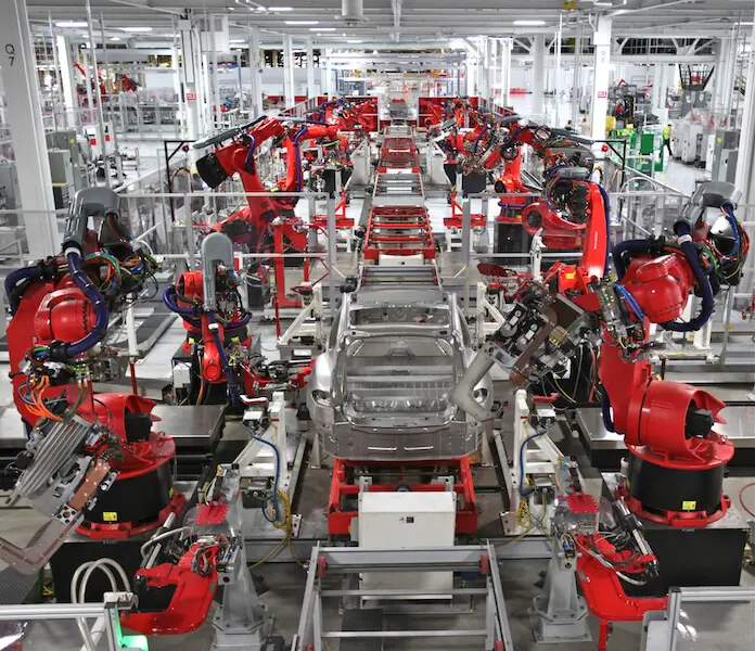 Können Roboter die demografischen Zeitbombe in Deutschland abwenden? Tesla macht es vor... (Foto: Steve Jurvetson)