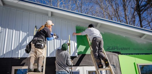 Schaumstoff auf Holzbasis kühlt Gebäude passiv und umweltfreundlich