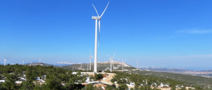 Windpark in den Bergen Griechenlands